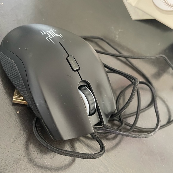 BlackWeb Gaming Mouse LED Wired - Picture 2 of 3